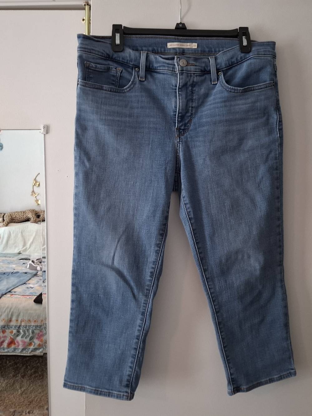 Levis Capri Jeans